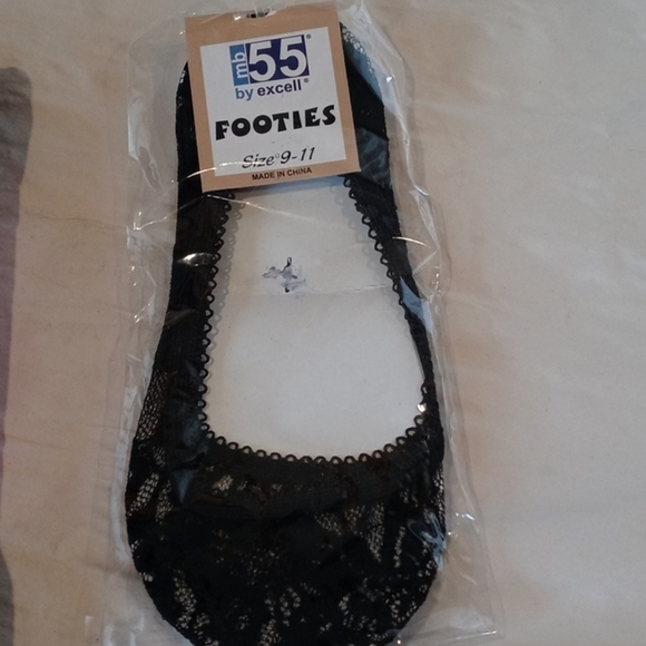 Bundle of fleece leggings and footies - Picture 2 of 5